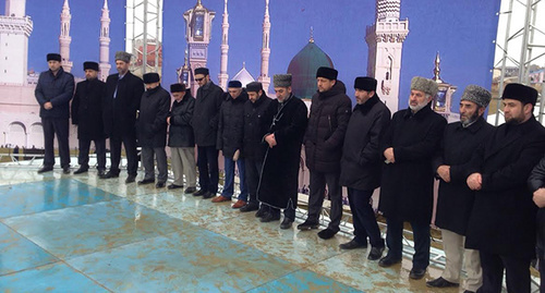 Маджлис, посвященный строительству крупнейшей в России мечети. Фото Абдулхамида Гаджиева