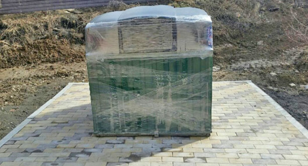 Новые подземные мусорные баки установлены в Магасе. Фото: пресс-служба мэрии Магаса