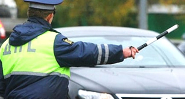 Сотрудник ДПС. Фото https://26.mvd.ru/