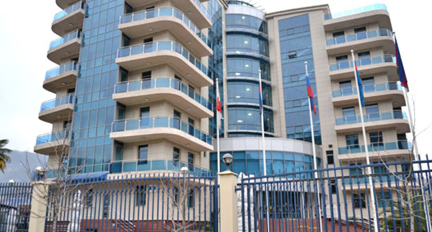 Здание ФКУ Упрдор "Черноморье"  на улице Труда 55 в Сочи. Фото Светланы Кравченко для "Кавказского узла"