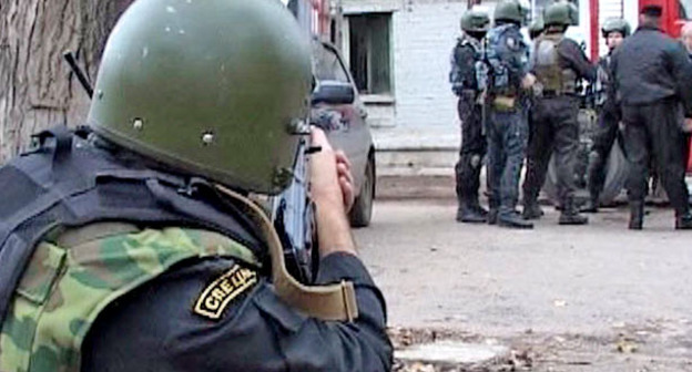 Сотрудники силовых структур. Фото http://nac.gov.ru/