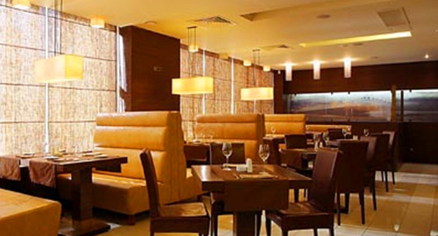 Интерьер кафе в Ставрополе. Фото: http://bloknot-stavropol.ru/news/v-kraevoy-dume-podgotovili-popravki-v-zakon-ob-ogr-587901?sphrase_id=48834