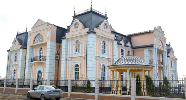 Дом торжеств для свадеб в ингушском стиле. Магас. Фото: Пресс-служба Главы РИ