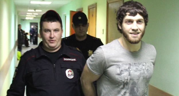 Магомед Точиев в коридоре Замоскворецкого районного суда города Москвы. 6 апреля 2015 г. Фото Магомеда Туаева для "Кавказского узла"