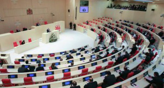 Парламент Грузии.  фото: Facebook.com/Margvelashvili