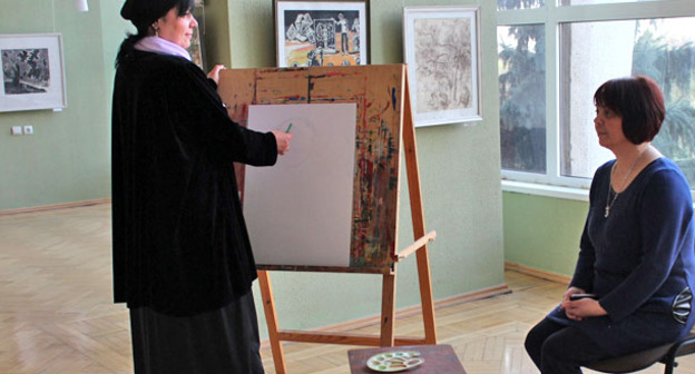 Всероссийская акция «Библионочь» во Владикавказе. 25 апреля 2015 г. Фото Эммы Марзоевой для "Кавказского узла"