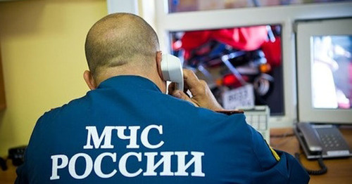 Сотрудник МЧС. Фото: Федор Обмайкин / Югополис