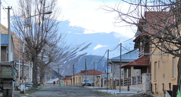 Казбеги. Грузия. Фото Ахмеда Альдебирова для "Кавказского узла"