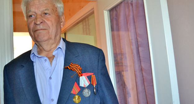 Виктор Азанов, ветеран войны. Сочи, май 2015 г. Фото Светланы Кравченко для "Кавказского узла"