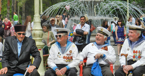 Ветераны во время празднования 92-й годовщины со дня рождения экс-президента Азербайджана Гейдара Алиева. Волгоград, 10 мая 2015 г. Фото Татьяны Филимоновой для "Кавказского узла"