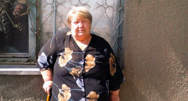 Людмила Богатенкова у здания Буденновского горсуда 19 мая 2015г. Фото: Анна Михайлова 