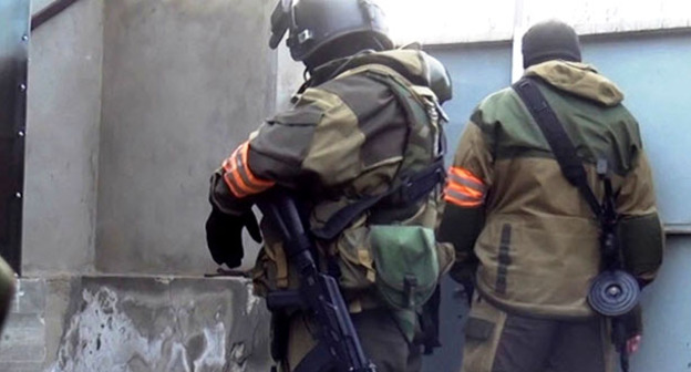 Сотрудники силовых структур. Фото http://nac.gov.ru/