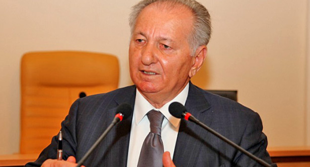 Борис Зумакулов. Фото http://kavkaz-antiterror.ru/society/399-u-detey-dolzhen-byt-dom.html