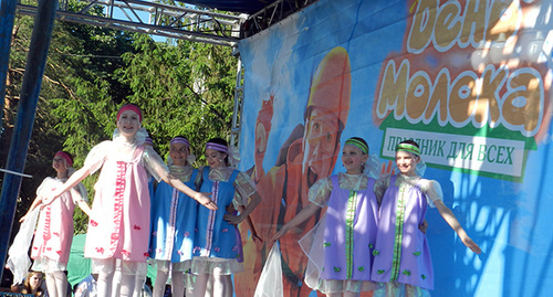 Праздник прошел на набережной Волги. Фото Татьяны Филимоновой для "Кавказского узла"