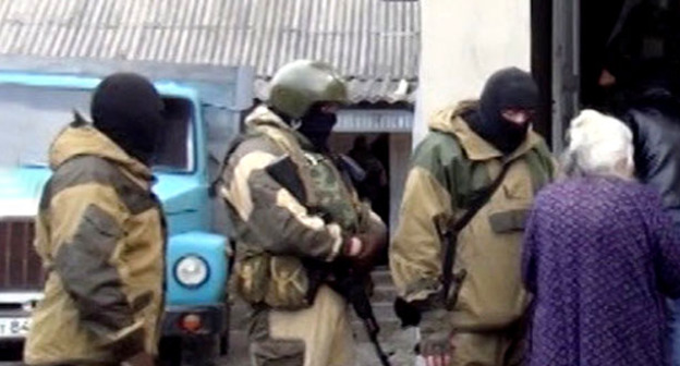 Сотрудники силовых структур. Фото http://nac.gov.ru/