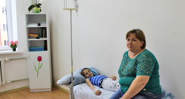 Больные в Центральной районной больнице Алагира,отравившиеся водопроводной водой. 10 июня 2015 г. Фото Эммы Марзоевой для "Кавказского узла"