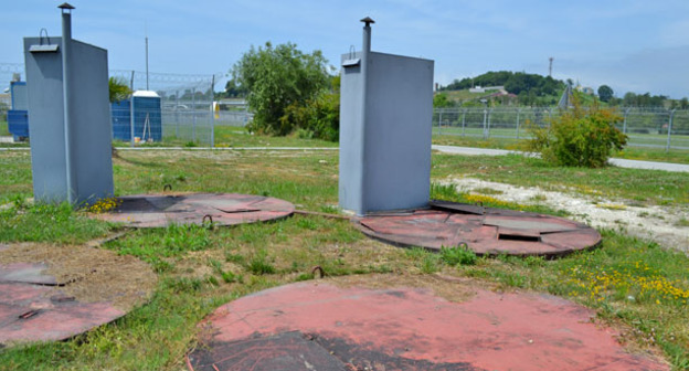 Построенные во время подготовке к Олимпиаде вдоль автострад в Сочи локальные очистные сооружения. Сочи, июнь 2015 г. Фото Светланы Кравченко для "Кавказского узла"