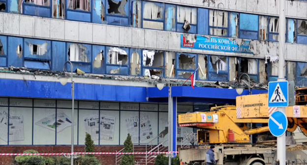 Дом печати, пострадавший во время  нападения боевиков на Грозный. 4 декабря 2015 г. Фото Магомеда Магомедова для"Кавказского узла"