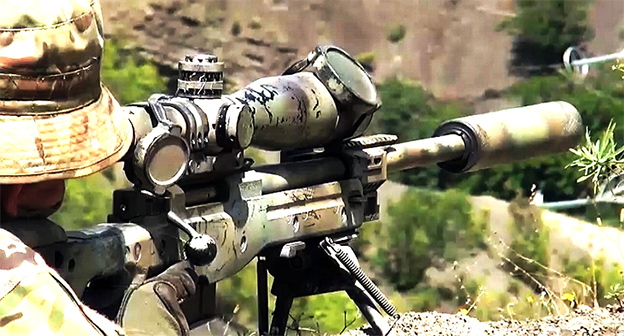 Снайпер. Фото: http://nac.gov.ru/nakmessage/2015/06/27/v-untsukulskom-raione-obnaruzhen-blindazh-neitralizovany-dva-bandita.html