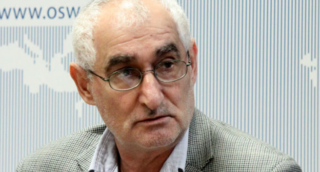 Энвер Кисриев. Фото: Федеральная лезгинская национально-культурная автономия http://flnka.ru/interview/924-enver-kisriev-ob-otkaze-ot-kabalinskoy-rls-vremya-pokazhet-chto-iz-vsego-etogo-vyydet.html