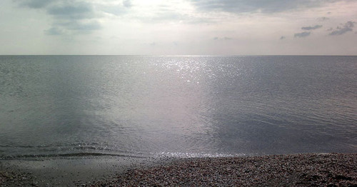 Побережье Каспийского моря. Фото: Interfase https://ru.wikipedia.org/