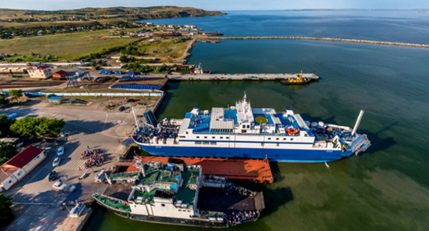 Керченская переправа. Фото http://15minut.org/a