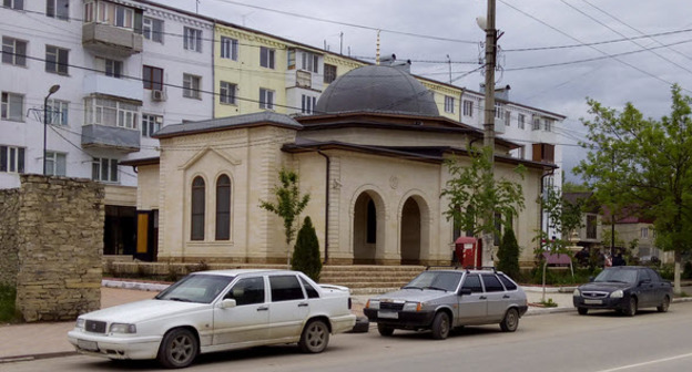 Салафитская мечеть в Буйнакске. Дагестан. Фото http://www.memo.ru/d/235062.html