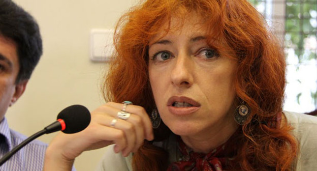 Татьяна Локшина во время круглого стола на открытии выставки о насилии на Северном Кавказе. Москва, 15 июля 2015 г. Фото Карины Гаджиевой для "Кавказского узла"