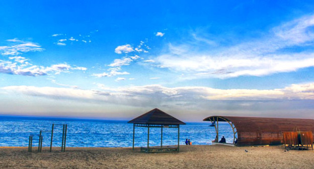 Пляж в Махачкале. Фото: Шамиль Гасанов  http://www.odnoselchane.ru/