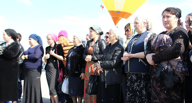 Жители Грозного. Чечня. Фото Магомеда Магомедова для "Кавказского узла"