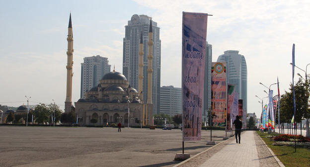 Мечеть "Сердце Чечни". Грозный. Фото Магомеда Магомедова для "Кавказского узла"