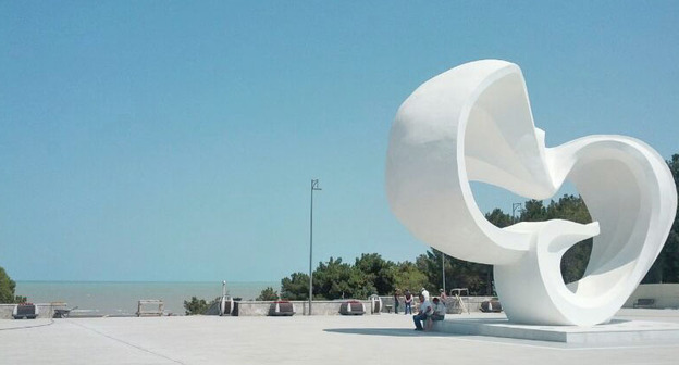 Сумгаит. Азербайджан. Фото: Electronic Arts http://www.radioazadlyg.org/