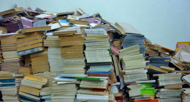 Книги из библиотеки КБГУ. Фото Виктора Котлярова