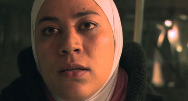 Сирийская журналистка и редактор подпольной газеты Enab Baladi Холуд Валид. Кадр из видео пользователя  Chloe Fairweather https://vimeo.com/124692703