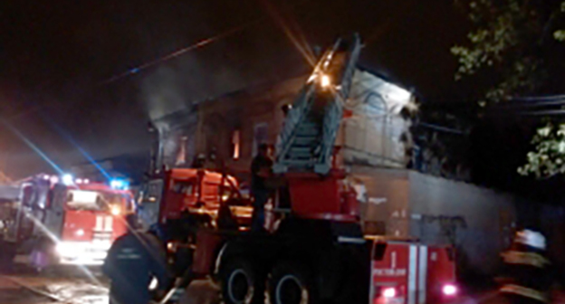 Ликвидация пожара. Фото: http://61.mchs.gov.ru/operationalpage/operational/item/3166831/