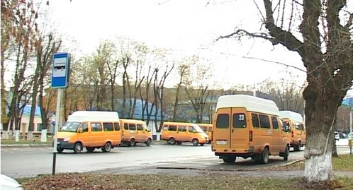 Маршрутки на стоянке в Армавире. Фото: http://www.s.gorodarmavir.ru