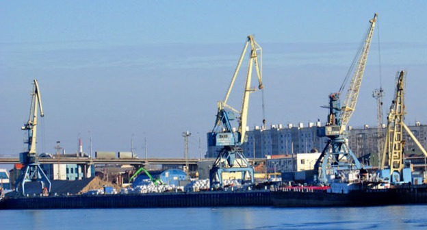 Астраханский порт. Фото Вячеслава Ященко для "Кавказского узла"