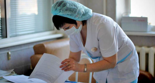 Медицинский работник. Фото: Валентина Мищенко / Югополис