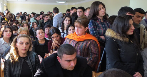 На встрече с премьер-министром студентов и преподавательского состава филиала Национального аграрного университета Армении в Нагорном Карабахе, 
город ШушиЯ, 22 января 2016 г. Фото Алвард Григорян для "Кавказского узла"