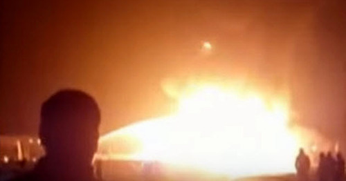 Пожар на заправке в Грозном. 14 февраля 2016 г. Кадр из видео пользователя News from Russia https://www.youtube.com/watch?v=tqfAZX1P28E Пожар на заправке в Грозном. 14 февраля 2016 г. Кадр из видео пользователя News from Russia https://www.youtube.com/watch?v=tqfAZX1P28E