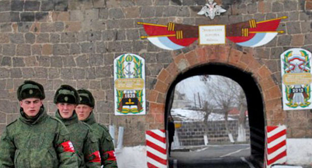 102-я российская военная база в Гюмри. Фото http://minval.az/news/123461753