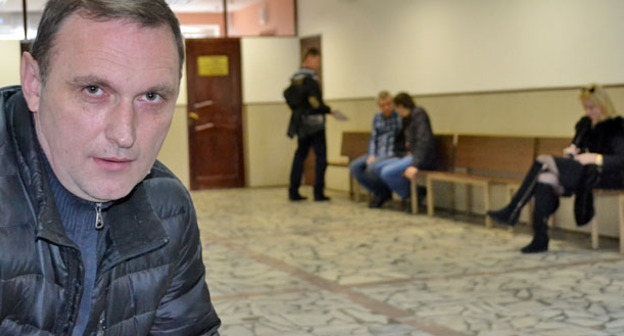 Сергей Фетисов в ожидании суда. Сочи, 1 марта 2016 г. Фото Светланы Кравченко для "Кавказского узла"
