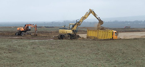 Строительство агрокомплекса на территории, примыкающей к курганным могильникам  в Левокумском районе Ставропольского края http://www.stavropolye.tv/society/view/90913