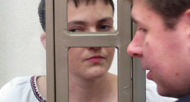 Надежда Савченко и адвокат Илья Новиков Донецком городском суде, 3 марта 2016 г. Фото Константина Волгина для "Кавказского узла"