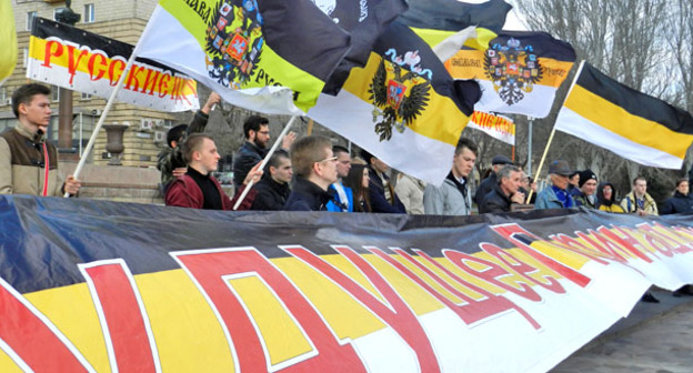 Участники "Русского марша" в Волгограде. 12 марта 2016 г. Фото Татьяны Филимоновой для "Кавказского узла"