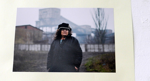 "Работница шахты" - работа на выстваке Дэна Леви. Фото Татьяны Филимоновой для "Кавказского узла"