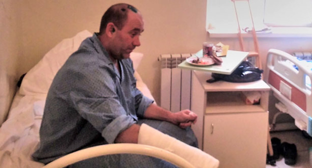 Избитый водитель Башир Плиев. Ингушетия. 10 марта 2016 г. Фото предоставлено Джамбулатом Оздоевым, уполномоченным по правам человека в республике Ингушетия