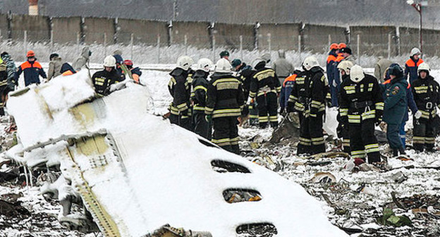 Место катастрофы самолета, Ростов-на-Дону, 19 марта 2016 г. Фото: Press Service of the Governor of Rostov Oblasthttps://ru.wikipedia.org/ 