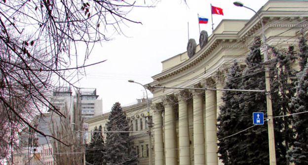 Здание Волгоградской областной думы и правительства области. Фото Вячеслава Ященко для "Кавказского узла"