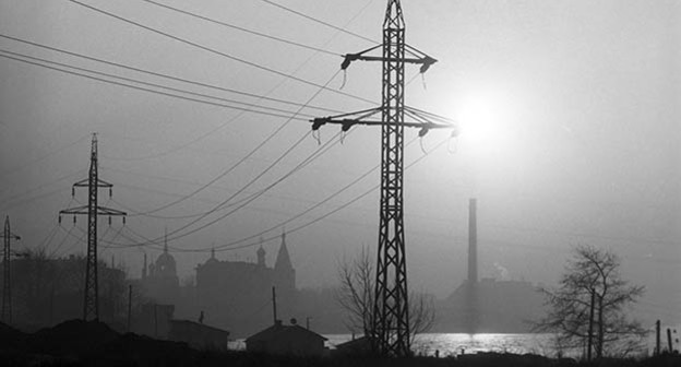 ЛЭП. Фото:  Sputnik/ Валерий Шустов, http://www.sputnikarmenia.ru/armenia/20160227/2247596.html